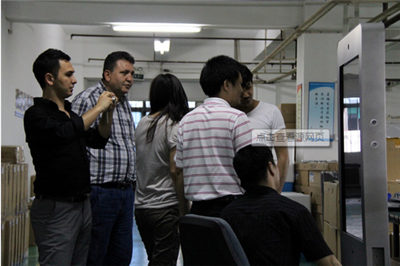 華奇硅膠護(hù)線圈：#有酒有故事#之感謝一路有您！